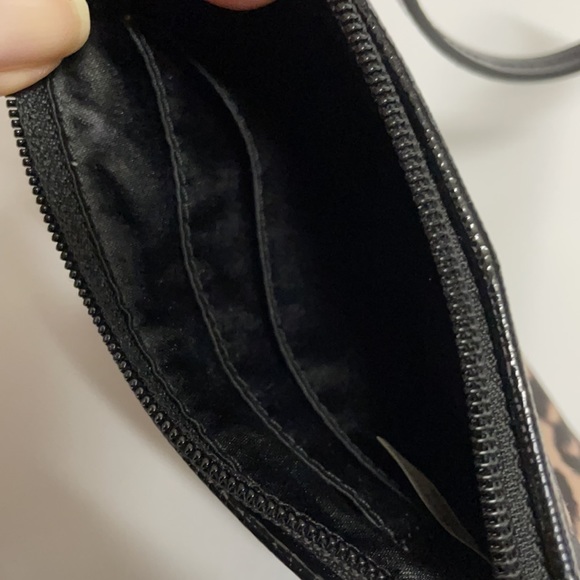 Brown and tan wristlet - Picture 3 of 4